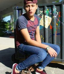 Like denim 5c8e44dc9d193.jpg