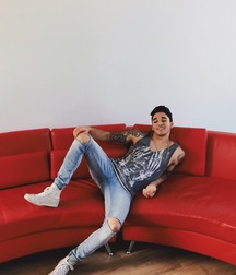 Like denim 5c8e44eb7865e.jpg