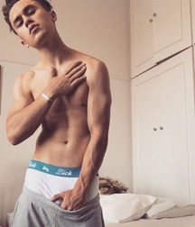 Underwear boys 5c8e458d18361.jpg