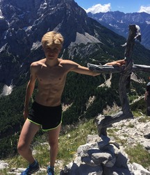 Twinks 43 5c8e69f88f746.jpg