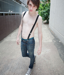 Converse boys 2 5c8ec67a78e55.jpg