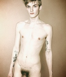 Male beauty 4 5c8fb61e7568d.jpg