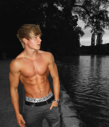 Twinks 44 5c8ff549b97a4.jpg