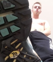 Sneaker and cleats 2 5c902ecc579b7.jpg