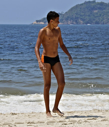 Swimmers 5c90c4d82ba1a.jpg