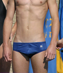 Swimmers 5c90c50169b3d.jpg
