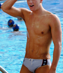 Swimmers 5c90c50de983f.jpg