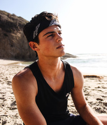 Tanktop guys 5c90c947381d4.jpg