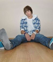 Alpha boys feet 2 5c910eed53c4b.jpg
