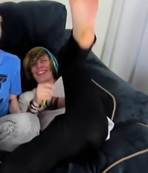 Alpha boys feet 2 5c910f4f3fc19.png