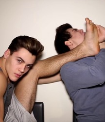 Alpha boys feet 3 5c91100683d8d.jpg