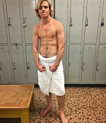 Alpha boys feet 4 5c9110bd1475f.jpg