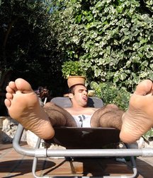 Alpha boys feet 4 5c9110ef12b5c.jpg