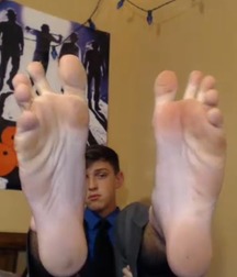 Alpha boys feet 4 5c9110fb57000.jpg
