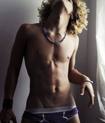 Twink Kings 5c92a871a15c0.jpg