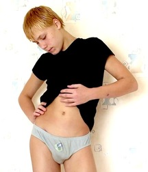 Twinks and models 5c94c13f47448.jpg