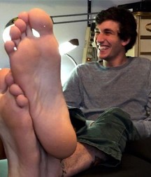Beautiful boys feet 5c962435c2938.jpg