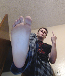 The Boys feet 3 5c9660a55ef8d.jpg