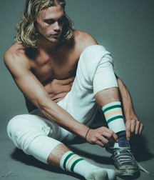 Smelly boy feet 6 5c9661a4c3162.jpg