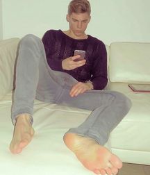 Smelly boy feet 6 5c9661c10ef05.jpg