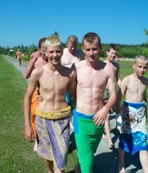 Twinks in nature 5c97aa281c4a9.jpg