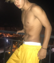 In shorts 2 5c990551394a1.png
