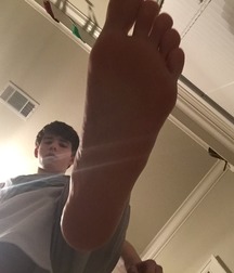 Worship twinks feet 5c9908fa6230b.jpg