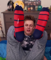 Delicious boy feet 5c990b47be269.png