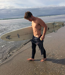 Dive and surf 2 5c9a65516edbb.jpg