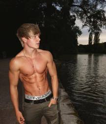 Bad Boys 5c9a6985c5ffd.jpg