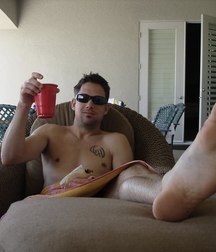 Big toes 5c9b98efe4a3e.jpg