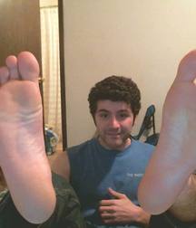 Sweaty boy toes 5c9bf1e5db0f7.jpg
