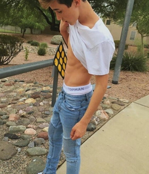 Cute twinks 2 5c9cb76f7e3d4.png