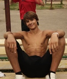 Twink rebels 5c9cd4040933f.jpg