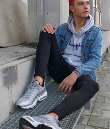 Twinks 58 5c9d2b452bdb9.jpg