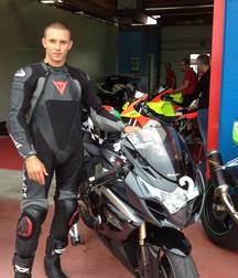 Guys in gear 2 5c9d5e16635cf.jpg