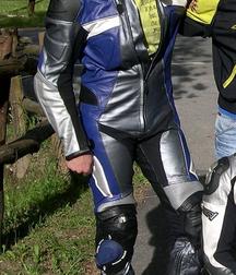 Guys in gear 2 5c9d5e30ede0a.jpg