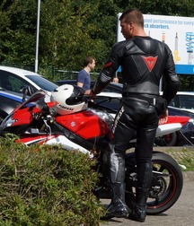 Guys in gear 2 5c9d5e419843c.jpg