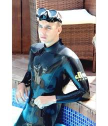 Guys in gear 2 5c9d5e4b50f91.jpg