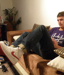 Dom boys wants your service 5c9d9543dfd29.jpg