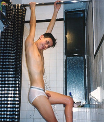 Guys in undies 2 5c9e5b9c973f6.jpg