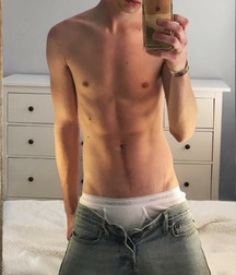 Guys in undies 3 5c9e5bfedcb45.jpg