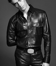 Guys lovin leather 5c9e5c876c793.jpg