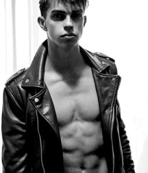 Guys lovin leather 5c9e5c9ac1e12.jpg