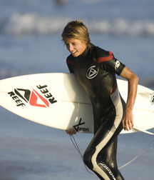 Surfers and divers 5c9e5d11b92d5.jpg