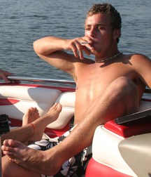 Boy feet 36 5c9eab1ad0ebe.jpg