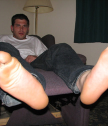 Worship the boys feet 3 5c9f974a4a7e9.jpg