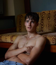 Twinks 60 5c9fd8f0a8fb9.jpg