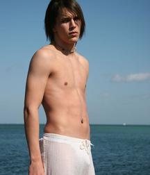 Twinks 60 5c9fd8ffcd500.jpg