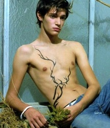 Twinks 60 5c9fd924a6df6.jpg